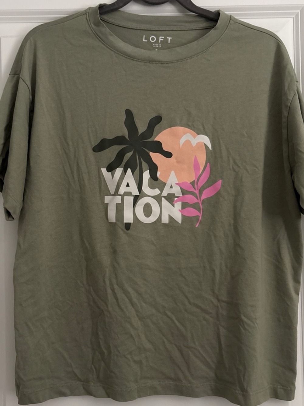Women’s Small LOFT Olive Green "Vacation" Graphic Tee EUC